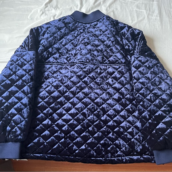 DKNY Sport Jacket - Picture 4 of 6